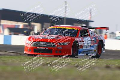 media/Jan-18-2026-CalClub SCCA (Sun) [[8bc6468723]]/Group 5 Race/Turn 1/